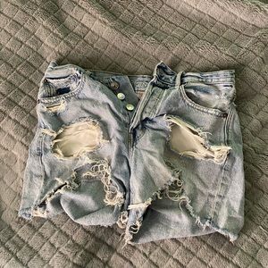 Size 6 American Eagle jean shorts